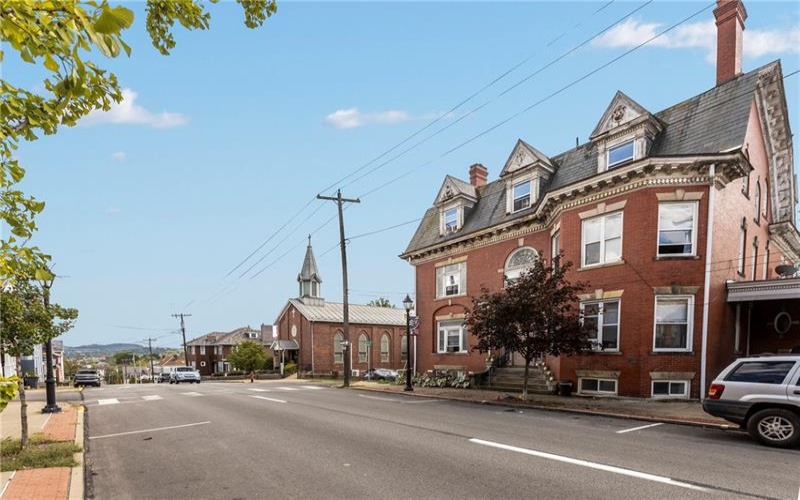 190-192 East High Street, Waynesburg, 15370, ,Commercial-industrial-business,For Sale,East High Street,1723128