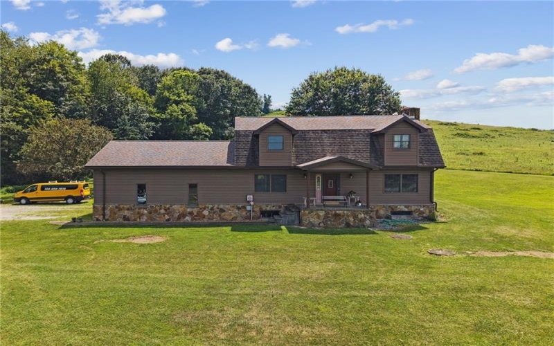 576 Stoney Run Rd, Blairsville, 15717, 3 Bedrooms Bedrooms, 7 Rooms Rooms,2.1 BathroomsBathrooms,Residential,For Sale,Stoney Run Rd,1713440