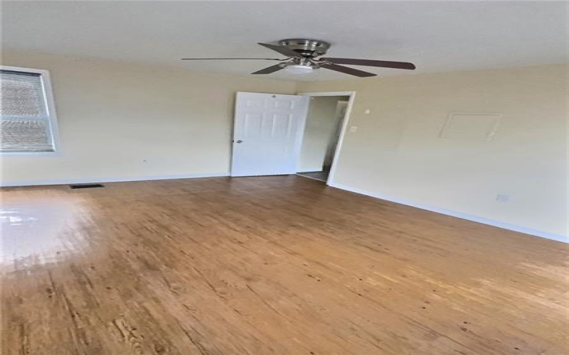 135 Fannie Street, Mc Donald, 15057, 3 Bedrooms Bedrooms, 7 Rooms Rooms,1 BathroomBathrooms,Residential,For Sale,Fannie Street,1723195