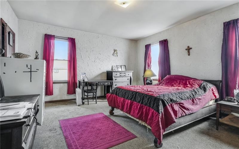 215 5th Avenue, New Kensington, 15068, ,Multi-unit,For Sale,5th Avenue,1723238