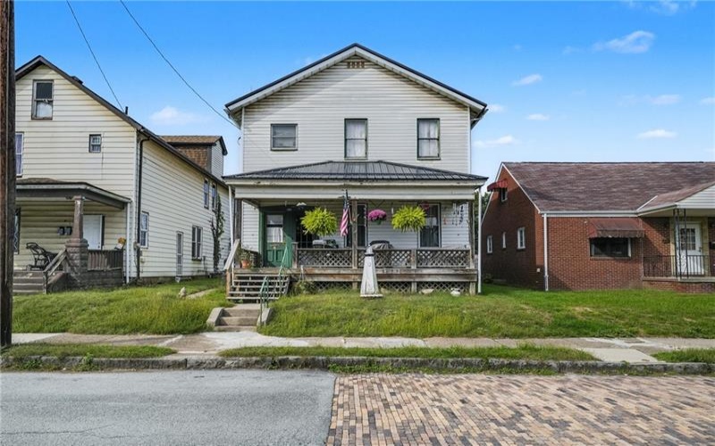 215 5th Avenue, New Kensington, 15068, ,Multi-unit,For Sale,5th Avenue,1723238