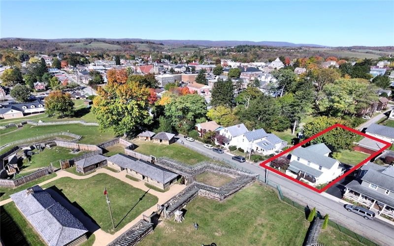 226 Loyalhanna St, Ligonier, 15658, 3 Bedrooms Bedrooms, 9 Rooms Rooms,2 BathroomsBathrooms,Residential,For Sale,Loyalhanna St,1723240