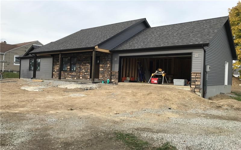 206 Fairview, Uniontown, 15401, 3 Bedrooms Bedrooms, ,2 BathroomsBathrooms,Residential,For Sale,Fairview,1713536