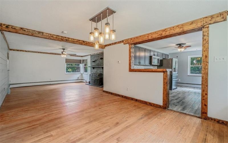 104 LINDEN ROAD, Canonsburg, 15317, 2 Bedrooms Bedrooms, 9 Rooms Rooms,1.1 BathroomsBathrooms,Residential,For Sale,LINDEN ROAD,1713840