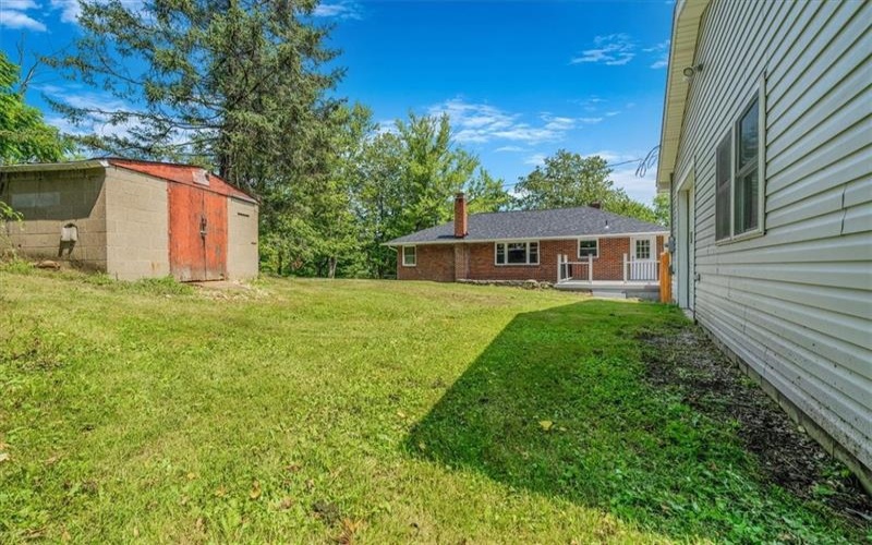 104 LINDEN ROAD, Canonsburg, 15317, 2 Bedrooms Bedrooms, 9 Rooms Rooms,1.1 BathroomsBathrooms,Residential,For Sale,LINDEN ROAD,1713840