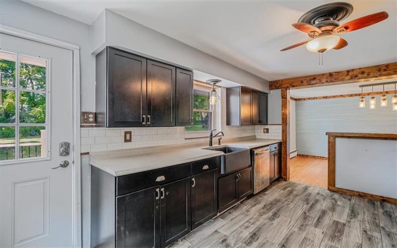 104 LINDEN ROAD, Canonsburg, 15317, 2 Bedrooms Bedrooms, 9 Rooms Rooms,1.1 BathroomsBathrooms,Residential,For Sale,LINDEN ROAD,1713840