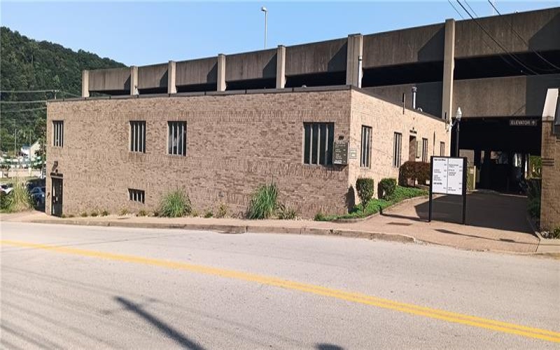 251 Seventh Street, New Kensington, 15068, ,Commercial-industrial-business,For Sale,Seventh Street,1714271