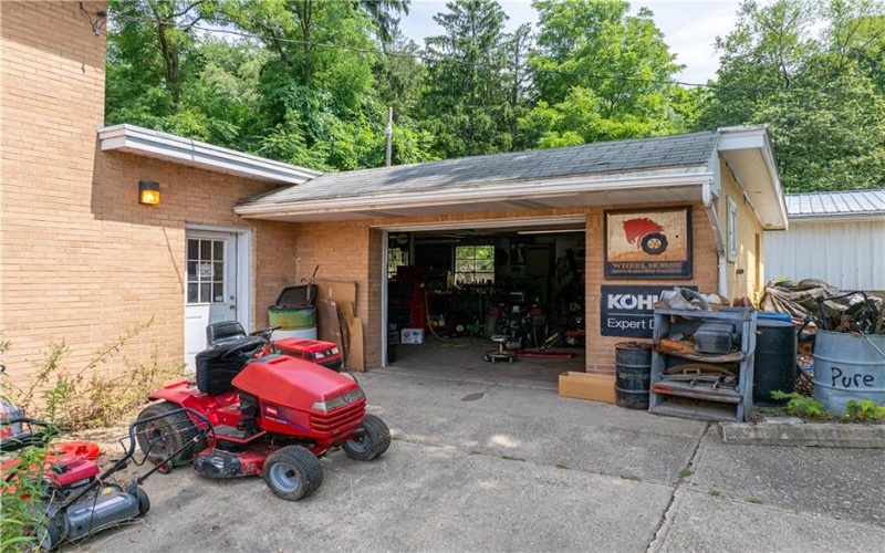1120 Henderson Ave, Washington, 15301, ,Commercial-industrial-business,For Sale,Henderson Ave,1714290