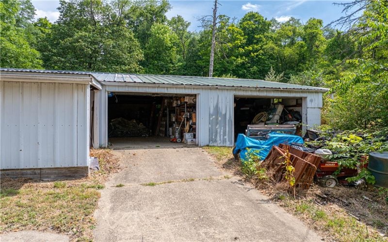 1120 Henderson Ave, Washington, 15301, ,Commercial-industrial-business,For Sale,Henderson Ave,1714290