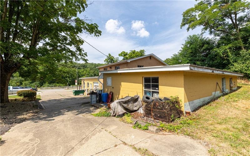 1120 Henderson Ave, Washington, 15301, ,Commercial-industrial-business,For Sale,Henderson Ave,1714290