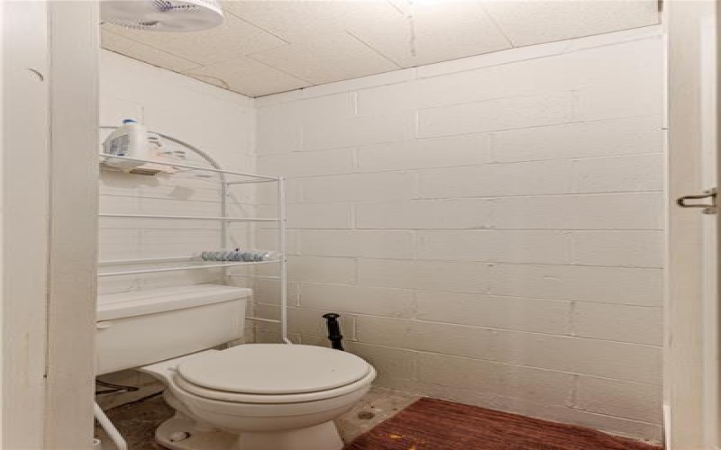 1120 Henderson Ave, Washington, 15301, 2 Bedrooms Bedrooms, ,1.1 BathroomsBathrooms,Residential,For Sale,Henderson Ave,1714459