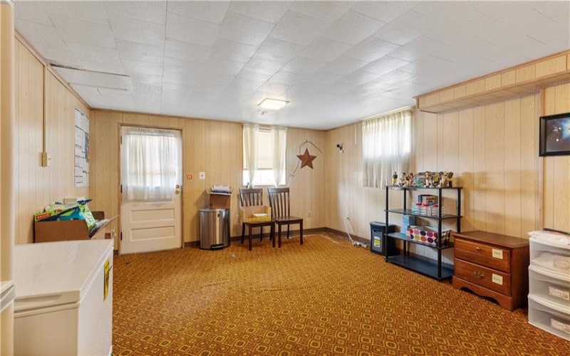 1120 Henderson Ave, Washington, 15301, 2 Bedrooms Bedrooms, ,1.1 BathroomsBathrooms,Residential,For Sale,Henderson Ave,1714459
