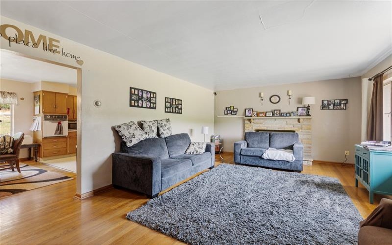 1120 Henderson Ave, Washington, 15301, 2 Bedrooms Bedrooms, ,1.1 BathroomsBathrooms,Residential,For Sale,Henderson Ave,1714459