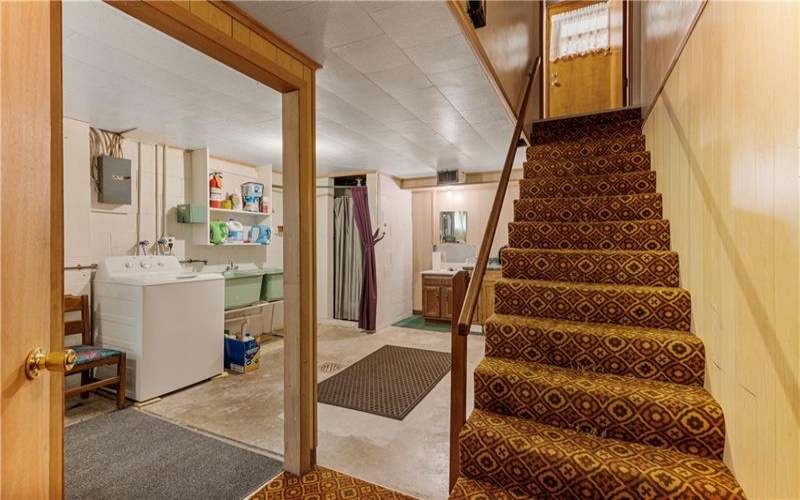 1120 Henderson Ave, Washington, 15301, 2 Bedrooms Bedrooms, ,1.1 BathroomsBathrooms,Residential,For Sale,Henderson Ave,1714459