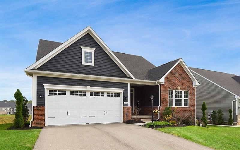 369 Dana Dr, Eighty Four, 15330, 3 Bedrooms Bedrooms, 7 Rooms Rooms,2 BathroomsBathrooms,Residential,For Sale,Dana Dr,1723499