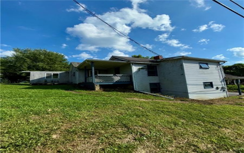 304 Narrows Rd, Connellsville, 15425, 2 Bedrooms Bedrooms, ,1 BathroomBathrooms,Residential,For Sale,Narrows Rd,1714542