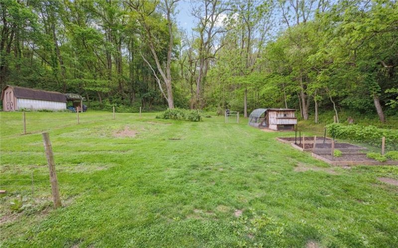 233 Valley Rd, Canonsburg, 15317, 3 Bedrooms Bedrooms, 7 Rooms Rooms,2 BathroomsBathrooms,Residential,For Sale,Valley Rd,1701273