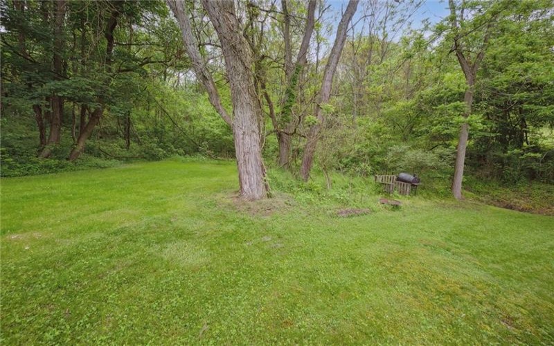 233 Valley Rd, Canonsburg, 15317, 3 Bedrooms Bedrooms, 7 Rooms Rooms,2 BathroomsBathrooms,Residential,For Sale,Valley Rd,1701273