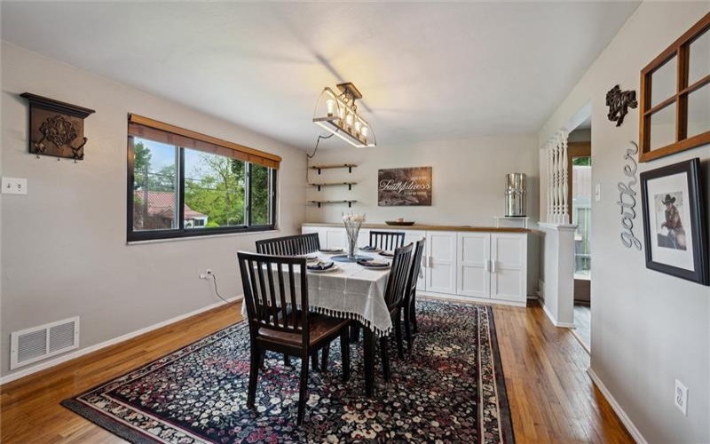 233 Valley Rd, Canonsburg, 15317, 3 Bedrooms Bedrooms, 7 Rooms Rooms,2 BathroomsBathrooms,Residential,For Sale,Valley Rd,1701273