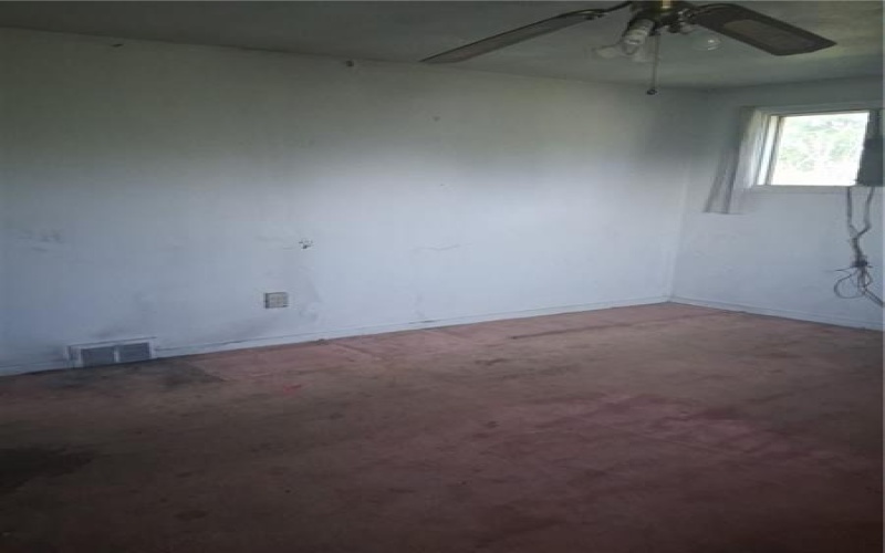 587 E. Pittsburgh Street, Delmont, 15601, 3 Bedrooms Bedrooms, ,1 BathroomBathrooms,Residential,For Sale,E. Pittsburgh Street,1714839