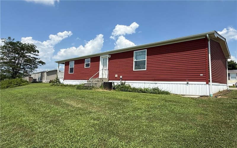 121 RT 21 MHP, Carmichaels, 15320, 2 Bedrooms Bedrooms, 5 Rooms Rooms,2 BathroomsBathrooms,Residential,For Sale,RT 21 MHP,1714895