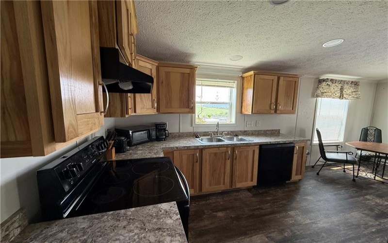 121 RT 21 MHP, Carmichaels, 15320, 2 Bedrooms Bedrooms, 5 Rooms Rooms,2 BathroomsBathrooms,Residential,For Sale,RT 21 MHP,1714895