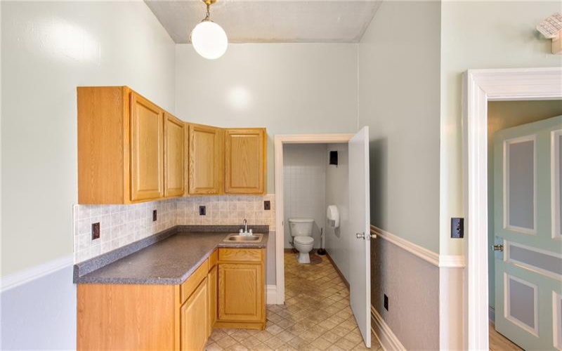 105 Main Street, Somerset, 15501, ,Commercial-industrial-business,For Sale,Main Street,1714941