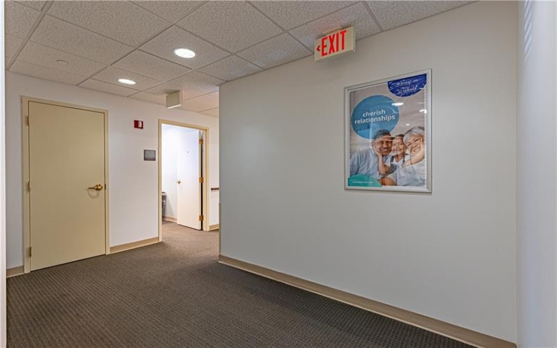 880 Main St, Washington, 15301, ,Commercial-industrial-business,For Sale,Main St,1715289