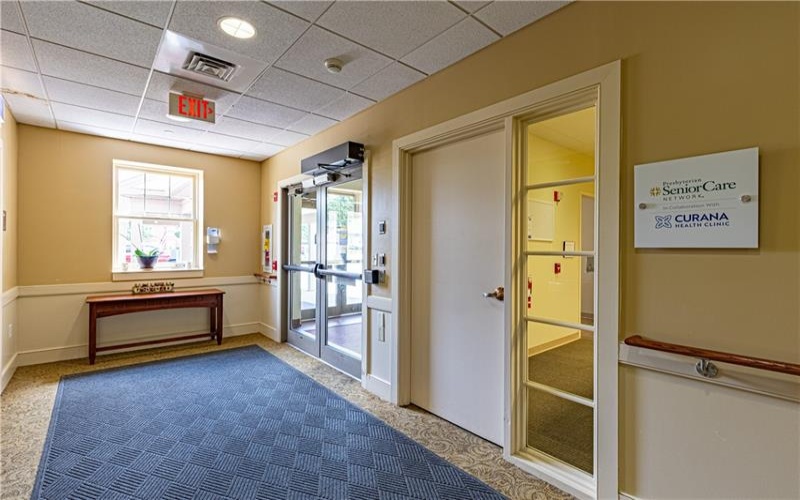 880 Main St, Washington, 15301, ,Commercial-industrial-business,For Sale,Main St,1715289