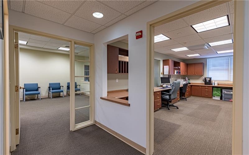 880 Main St, Washington, 15301, ,Commercial-industrial-business,For Sale,Main St,1715289