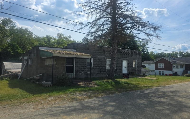 359 Ewing St, Meadow Lands, 15347, ,Commercial-industrial-business,For Sale,Ewing St,1702154