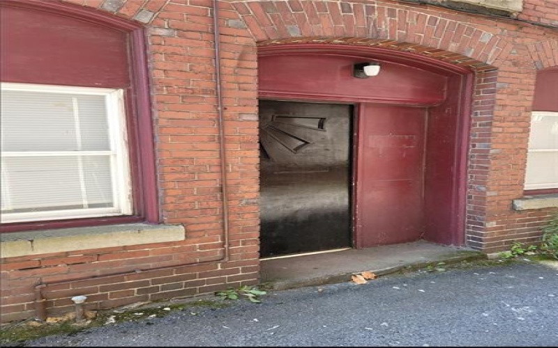116/118 Center Ave, Somerset, 15501, ,Commercial-industrial-business,For Sale,Center Ave,1715423