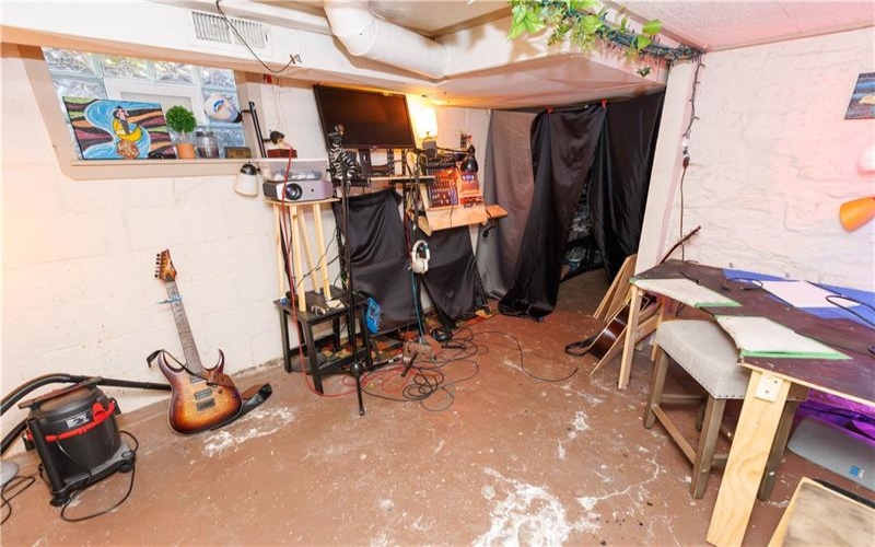 213 2nd Ave, Elco, 15434, 2 Bedrooms Bedrooms, 7 Rooms Rooms,3 BathroomsBathrooms,Residential,For Sale,2nd Ave,1715435
