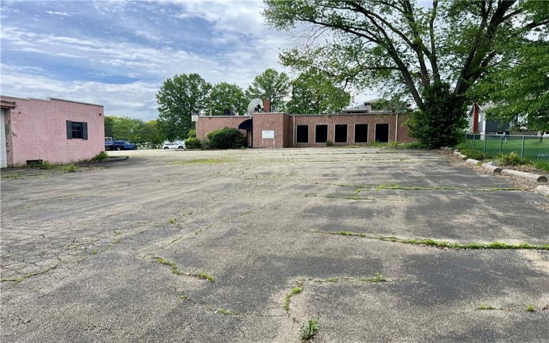 660 GALLATIN AVENUE, UNIONTOWN, 15401, ,Commercial-industrial-business,For Sale,GALLATIN AVENUE,1702426