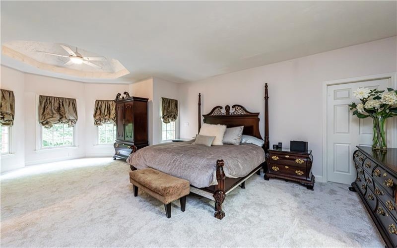 127 Woodhaven Dr, Jeannette, 15644, 4 Bedrooms Bedrooms, 10 Rooms Rooms,4.1 BathroomsBathrooms,Residential,For Sale,Woodhaven Dr,1715724