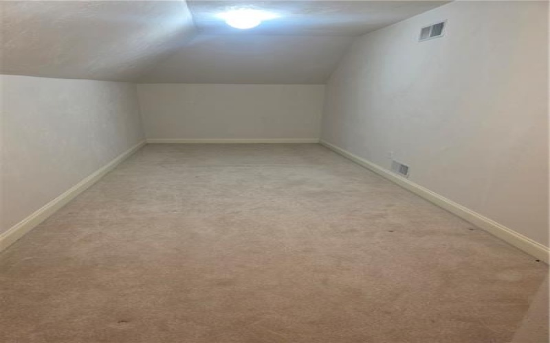 127 Woodhaven Dr, Jeannette, 15644, 4 Bedrooms Bedrooms, 10 Rooms Rooms,4.1 BathroomsBathrooms,Residential,For Sale,Woodhaven Dr,1715724