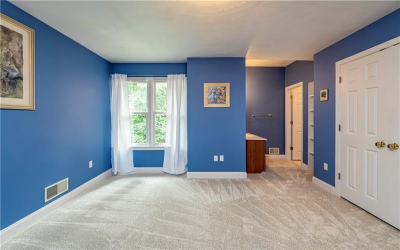 127 Woodhaven Dr, Jeannette, 15644, 4 Bedrooms Bedrooms, 10 Rooms Rooms,4.1 BathroomsBathrooms,Residential,For Sale,Woodhaven Dr,1715724