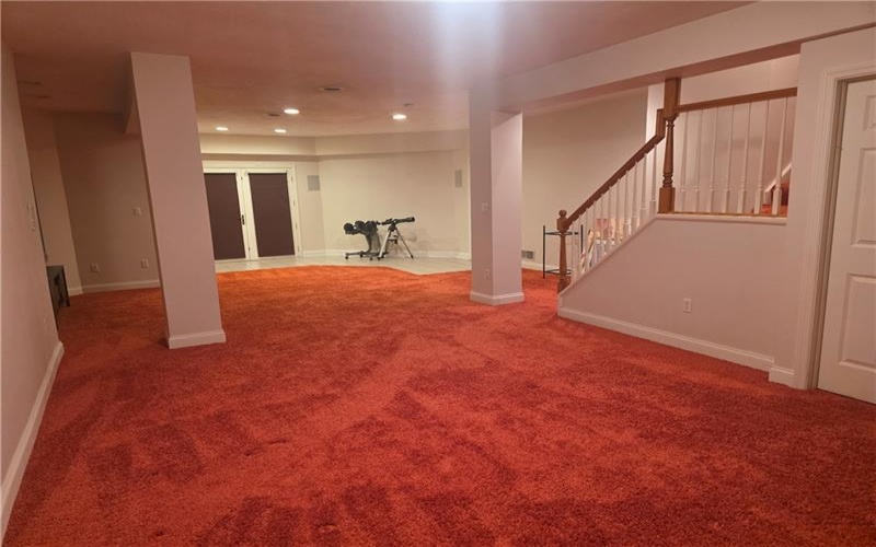 127 Woodhaven Dr, Jeannette, 15644, 4 Bedrooms Bedrooms, 10 Rooms Rooms,4.1 BathroomsBathrooms,Residential,For Sale,Woodhaven Dr,1715724