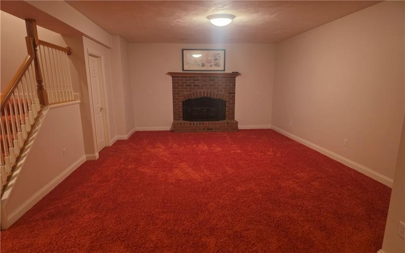 127 Woodhaven Dr, Jeannette, 15644, 4 Bedrooms Bedrooms, 10 Rooms Rooms,4.1 BathroomsBathrooms,Residential,For Sale,Woodhaven Dr,1715724