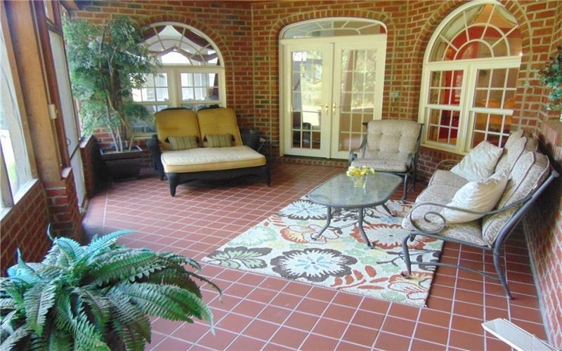 127 Woodhaven Dr, Jeannette, 15644, 4 Bedrooms Bedrooms, 10 Rooms Rooms,4.1 BathroomsBathrooms,Residential,For Sale,Woodhaven Dr,1715724