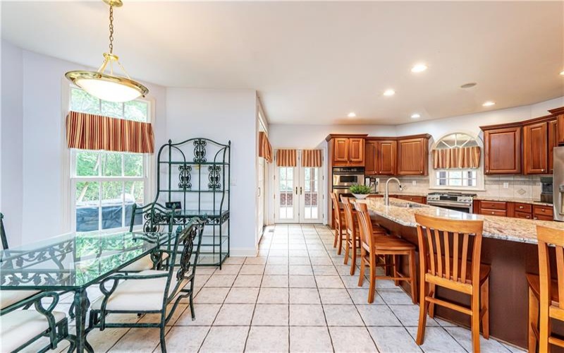 127 Woodhaven Dr, Jeannette, 15644, 4 Bedrooms Bedrooms, 10 Rooms Rooms,4.1 BathroomsBathrooms,Residential,For Sale,Woodhaven Dr,1715724