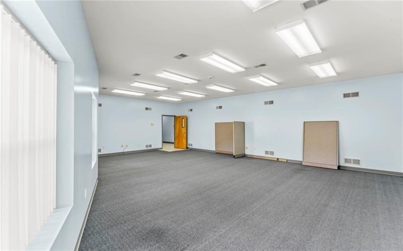 138 Mcdonald St, Mc Donald, 15057, ,Commercial-industrial-business,For Sale,Mcdonald St,1703038