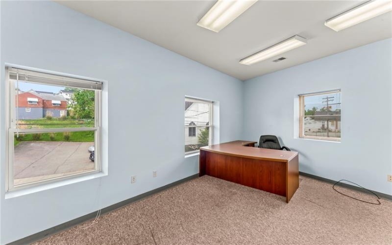 138 Mcdonald St, Mc Donald, 15057, ,Commercial-industrial-business,For Sale,Mcdonald St,1703038