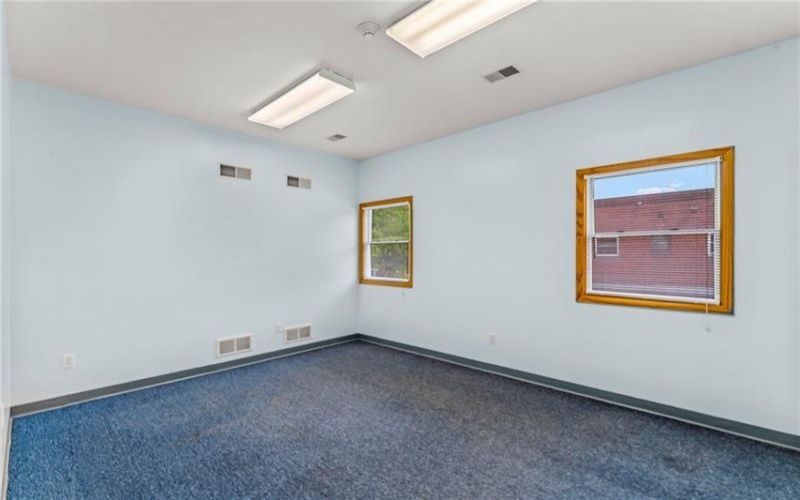 138 Mcdonald St, Mc Donald, 15057, ,Commercial-industrial-business,For Sale,Mcdonald St,1703038