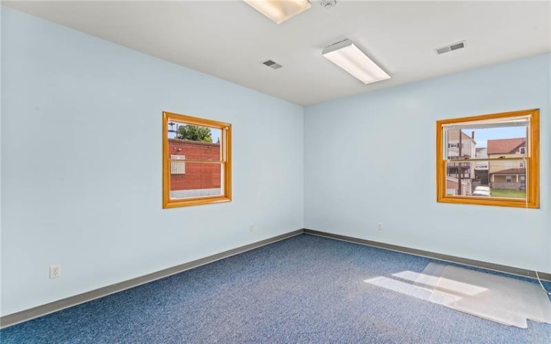 138 Mcdonald St, Mc Donald, 15057, ,Commercial-industrial-business,For Sale,Mcdonald St,1703038