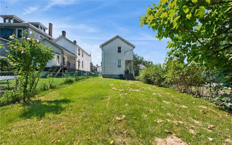 220 ONEIDA STREET, MONESSEN, 15062, 3 Bedrooms Bedrooms, 7 Rooms Rooms,1 BathroomBathrooms,Residential,For Sale,ONEIDA STREET,1716092