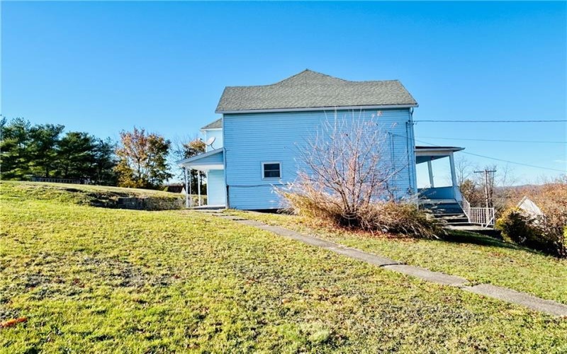 403 Lowell Street, Vandergrift, 15690, 4 Bedrooms Bedrooms, ,2 BathroomsBathrooms,Residential,For Sale,Lowell Street,1716161