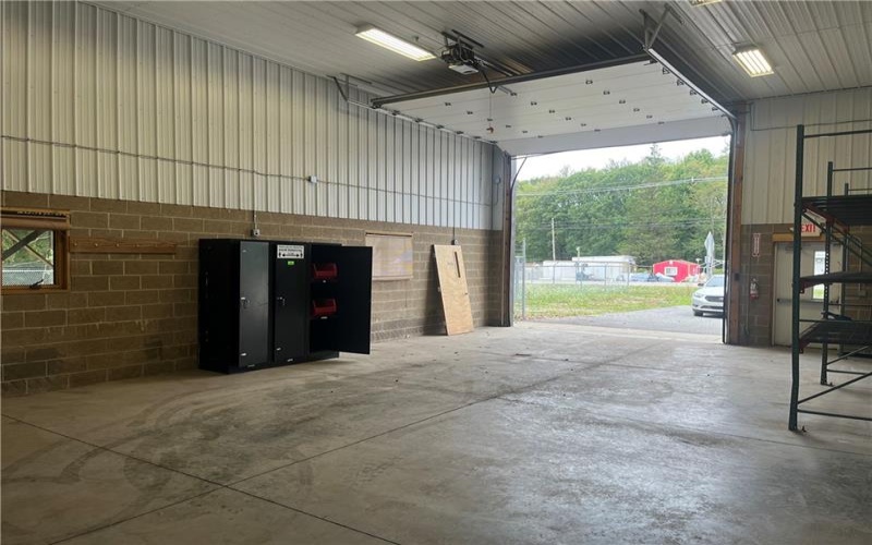 7665 Lincoln Highway, Shanksville, 15560, ,Commercial-industrial-business,For Sale,Lincoln Highway,1716625