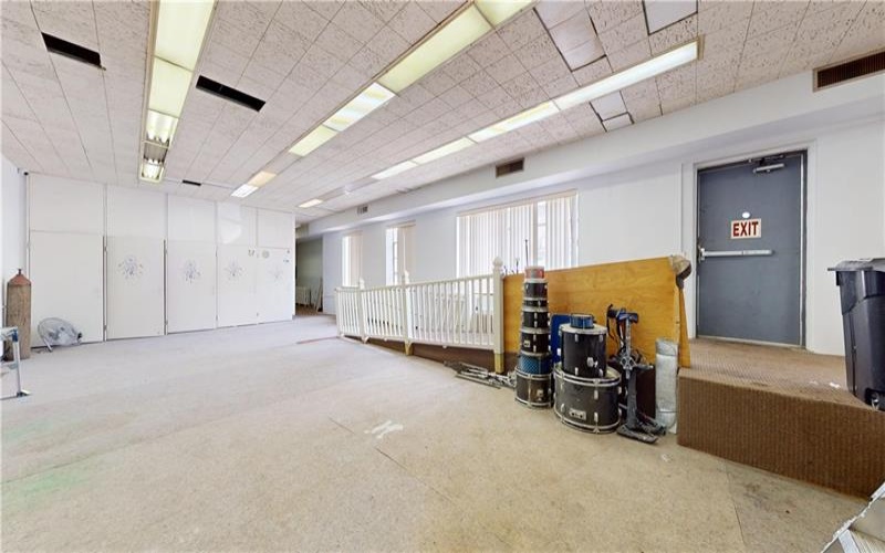 152 Grant Avenue, Vandergrift, 15690, ,Commercial-industrial-business,For Sale,Grant Avenue,1703460