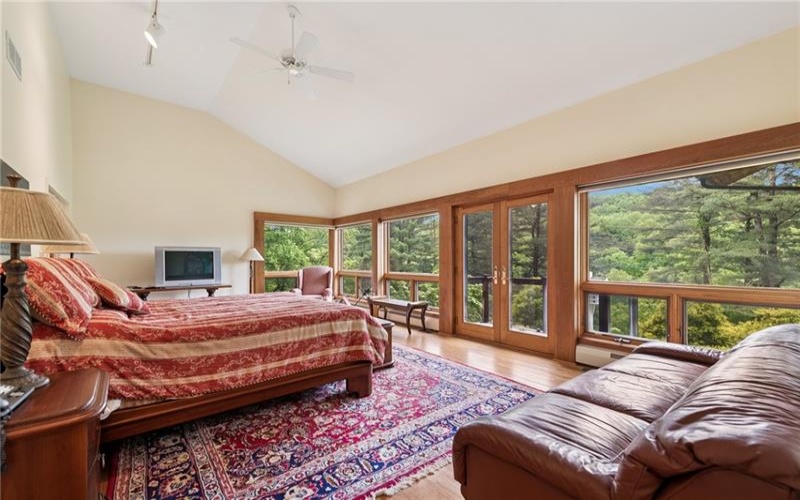 428 Jefferson School Road, Ligonier, 15658, 8 Bedrooms Bedrooms, 14 Rooms Rooms,5.2 BathroomsBathrooms,Residential,For Sale,Jefferson School Road,1703503
